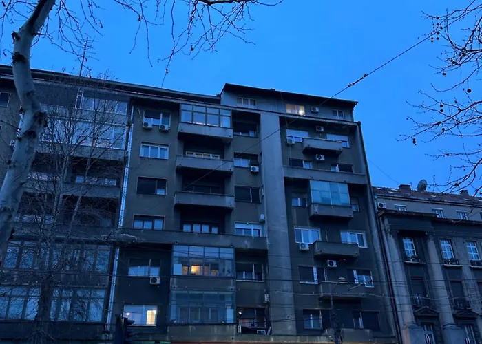 Apartamento 5a - Experience True Belgrade! *