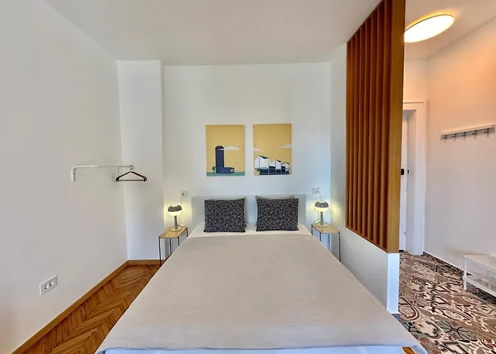 5a - Experience True Belgrade! Apartamento *